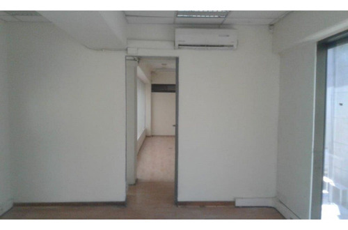 Arriendo Oficina Ed. Giratorio Conexión Metro Los Leones, Pl
