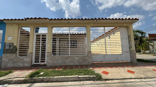 Casa En Venta En Urb. La Ciudadela, Cagua. 24-24115. Lln