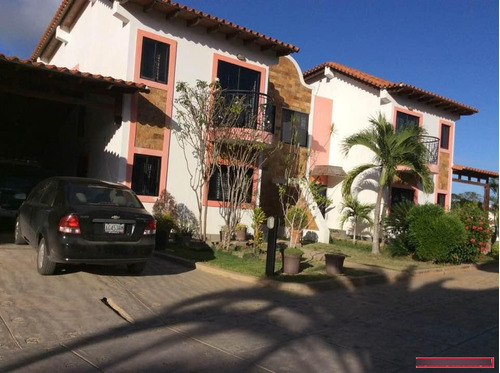 Town House En Venta. Conjunto Cerrado. 