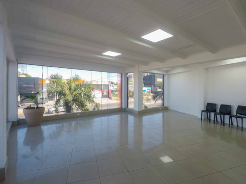 Venta Oficina Local Comercial 700m2 Zona Norte