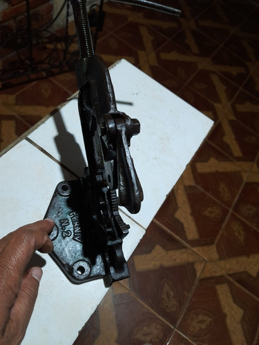 Morsa De Encanador Antiga Ferniv N2leia A Descrição (Usado)