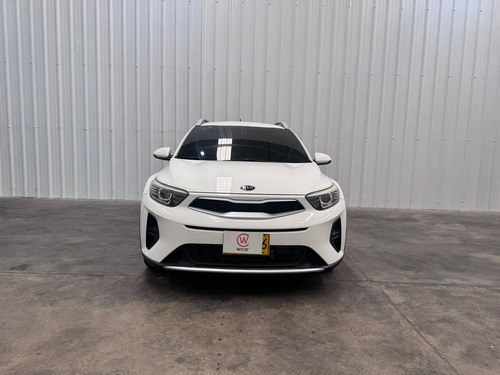 Kia Stonic VIBRANT HÍBRIDO 1.0 MT 6AB ABS 4X2