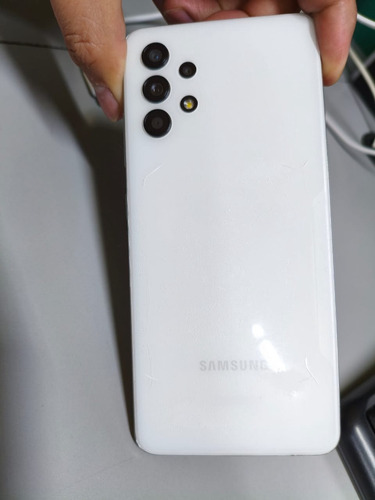 Celular Samsung Galaxy A32 128gb Blanco 4gb Ram (Usado)