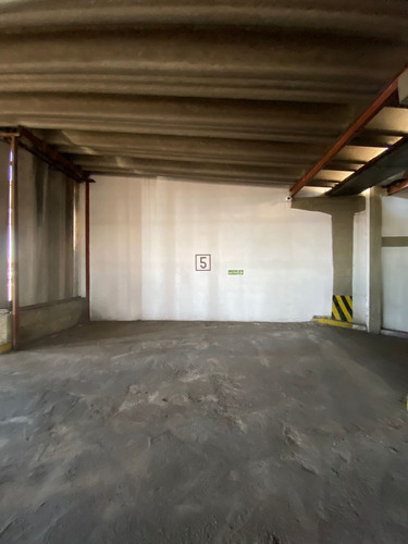 Imagen 7 de 14 de Remax Vende Cochera En Centro