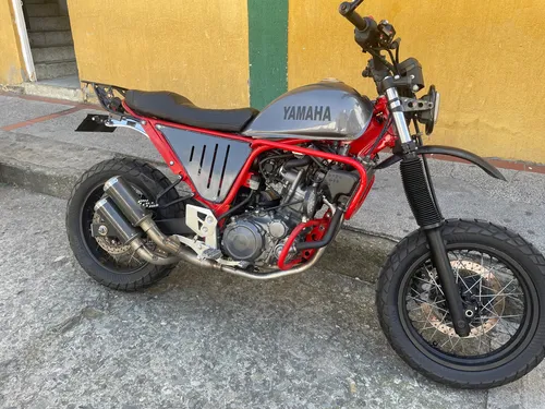 Yamaha Xt660r Modificada Tipo Scrambler,