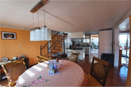 Imagen 9 de 24 de Hermosa Casa Renovada Y Luminosa