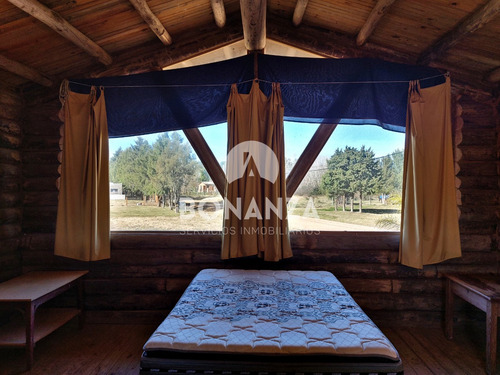 Cabaña En Venta, Piriápolis. Padrón Único. Posibilidad De Financiación