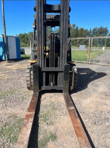 Autoelevador Cat Dp50 5000kg Torre Triple 6mts Año 2008