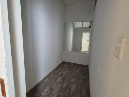 Amplio, 4 Habitaciones, 2 Baños. Garage. Impecable. Para Empresa