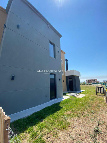 Imagen 4 de 18 de Casa En Venta 4 Dormitorios En Villalobos, Pueblos Del Plata