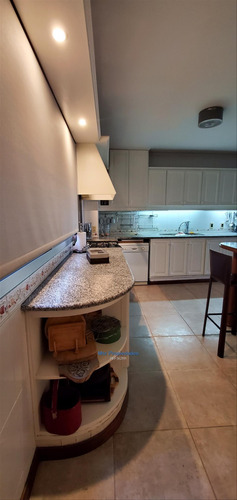 Imagen 21 de 30 de Venta - Apartamento De 4 Dormitorios. Excelente Ubicacion