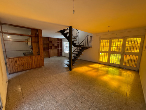 Casa En Venta Alto Alberdi - 3 Dormitorios - Cochera - Escritura Y Planos!