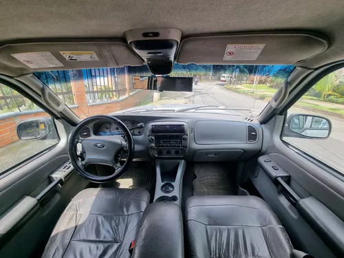Ford Explorer Sport 4.0