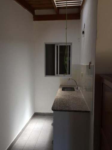 Imagen 6 de 14 de Venta Casa En La Plata Dos Dormitorios