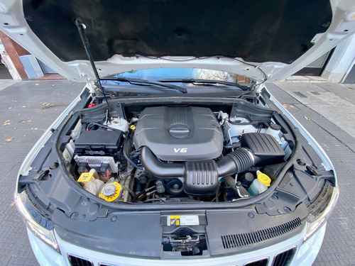 Imagen 18 de 22 de Jeep Grand Cherokee Limited 2015 Autodrive