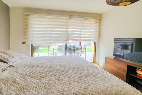 Oportunidad!! Casa Familiar, Gran Patio! 4d/3b