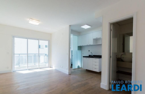 Imagem 1 de 15 de Apartamento - Alphaville - Sp - 599050
