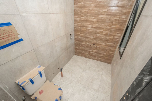 Venta Duplex 2 Amb Con Terraza Y Cochera. Financia