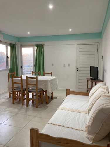 Departamento En Venta - 1 Dormitorio 1 Baño - Cochera - 50mts2 - Ostende, Pinamar