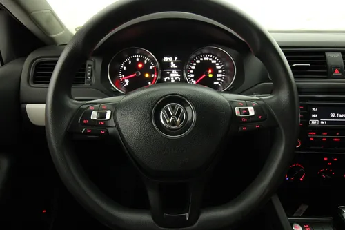 Volkswagen Jetta 2.5 Trendline Tiptronic At