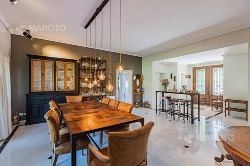 Imagen 17 de 30 de Casa En Venta En Barrio Privado Septiembre Con Seis Dormitorios - Maroto Propiedades-
