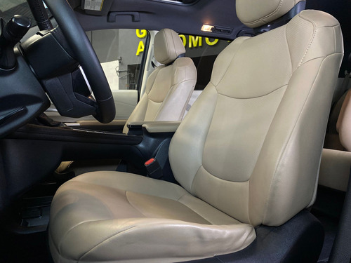 Toyota Sienna 2.5 Xle Piel Hibrido At