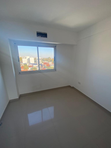 Imagen 6 de 11 de En Venta Departamento 2 Amb A Estrenar En Edif. Al Fte Con Balcon Y Posibilidad De Cochera (042)