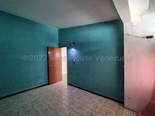 Imagen 15 de 24 de Amplia Casa Urb. San Antonio De Palo Negro 23-13073 Ejc 04243439046