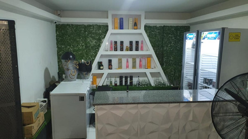 Imagen 5 de 12 de Local - San Telmo-pje.san Lorenzo Y Balcarce-200m2-opcion En Block 2 Locales 410m2-escucho Ofertas