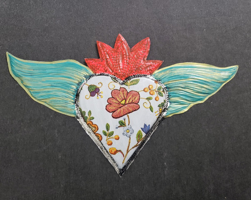 Corazón Mexicano Alado Hecho A Mano. Arte Y Decoración. Flor