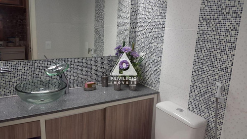 Imagem 20 de 21 de Flat Original 2 Quartos Dividido Em 2 Apartamentos Em Copacabana - Rj - 39007