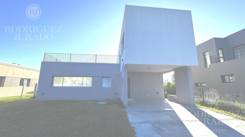 Casa - Santo Tomás