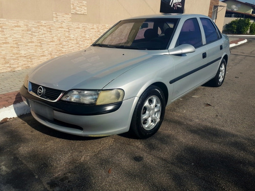 Chevrolet Vectra 1999 2.2 Gls 4p