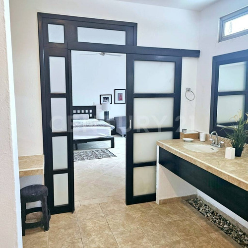 For Rent Very Spacious House And Land At Ejido Playa Del Carmen P3442