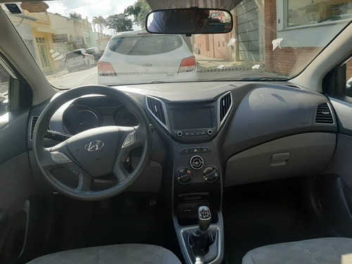 Imagem 7 de 10 de Hyundai Hb20s 1.6