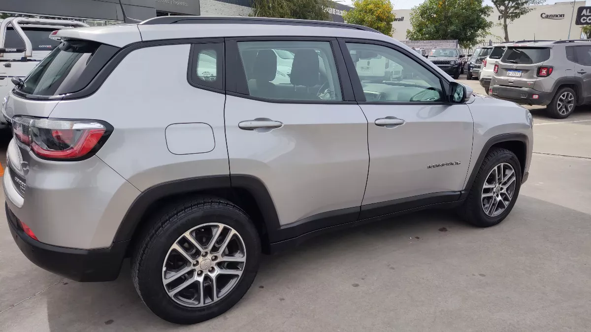 Jeep Compass 2.4 Sport