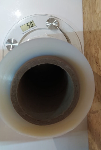 Imagen 2 de 4 de Nylon Film Stretch - Bobina 5 Kg 50 Cm. 23 Micrones