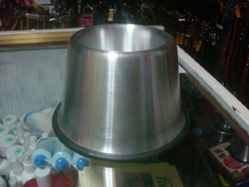 2 Platos De Aluminio Para Perro Orejon 750ml