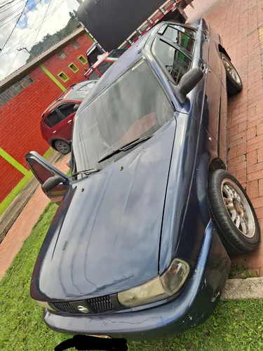 Nissan Sentra 1.6 B13 Std