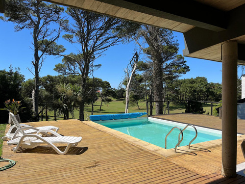 Casa En Venta - 3 Dormitorios 2 Baños - Pinamar