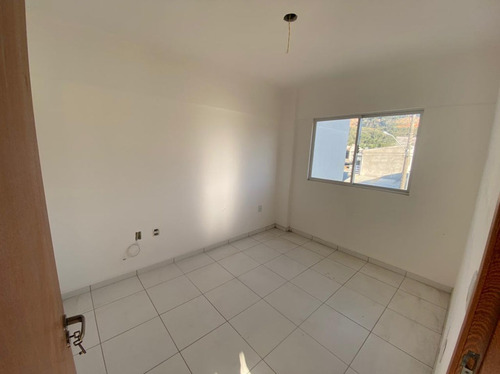 Imagem 9 de 11 de Ref: 741 - Apartamento Com 2 Dormitorios A Venda, 3 M² Por - - V-amd741