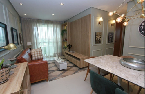 Imagem 1 de 14 de Apartamento À Venda Com 70 Metros No Guararapes -fortaleza