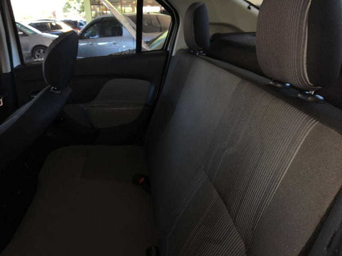 Imagem 10 de 15 de Renault Logan Expression 1.6 8v Hi-flex Mec.