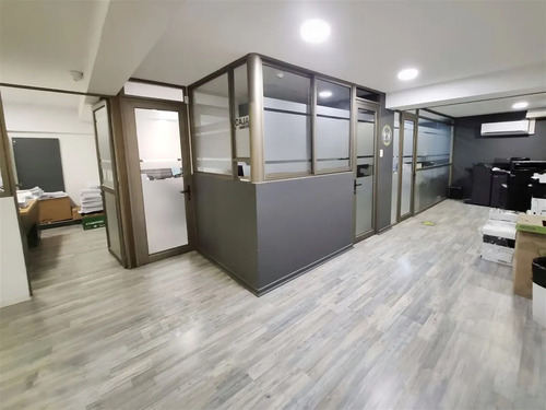 Gran Oficina Remodelada En Providencia A Pasos Del Metro