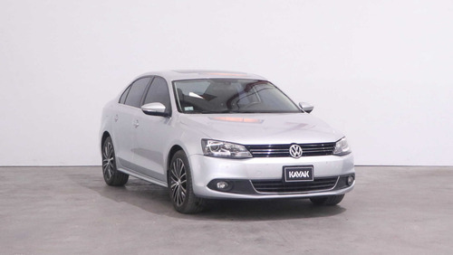 Imagen 3 de 15 de Volkswagen Vento 2.0 Sportline Tsi Bixenon - 347080 - C