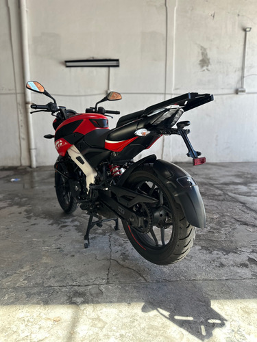 Bajaj Rouser Ns 200