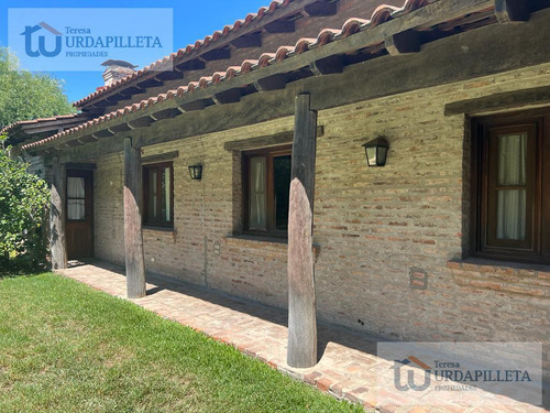 Casa En Alquiler De 3 Dormitorios En Martindale Cc - Teresa Urdapilleta Propiedades