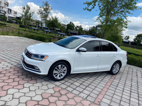 Imagen 5 de 11 de Volkswagen Jetta 2.5 Comfortline Tiptronic At 2016