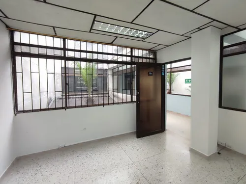 Local En Arriendo En El Centro/pereira (279062481).