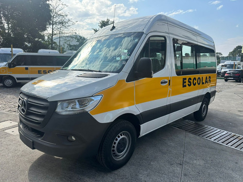 Mercedes-Benz Sprinter Van 417